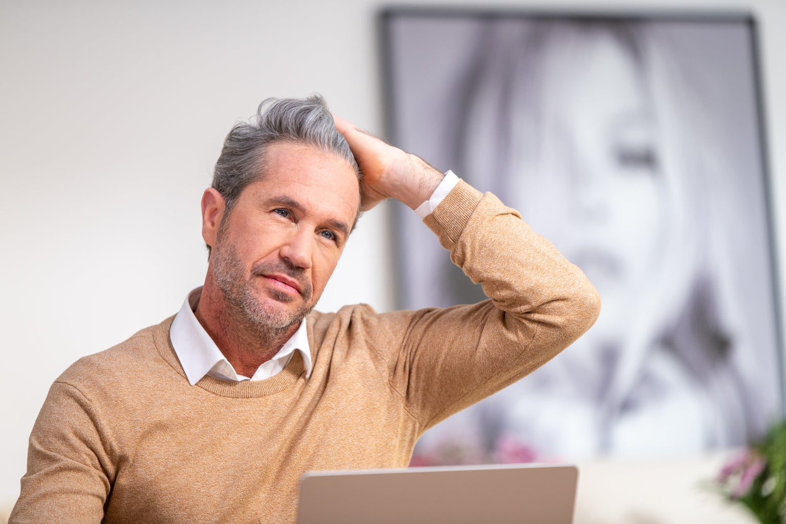 Dandruff in your hair, what to do?